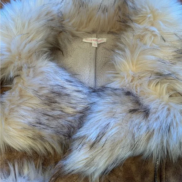 Hot & Delicious Faux Fur Jacket in Cream and Tan - Picture 5 of 12